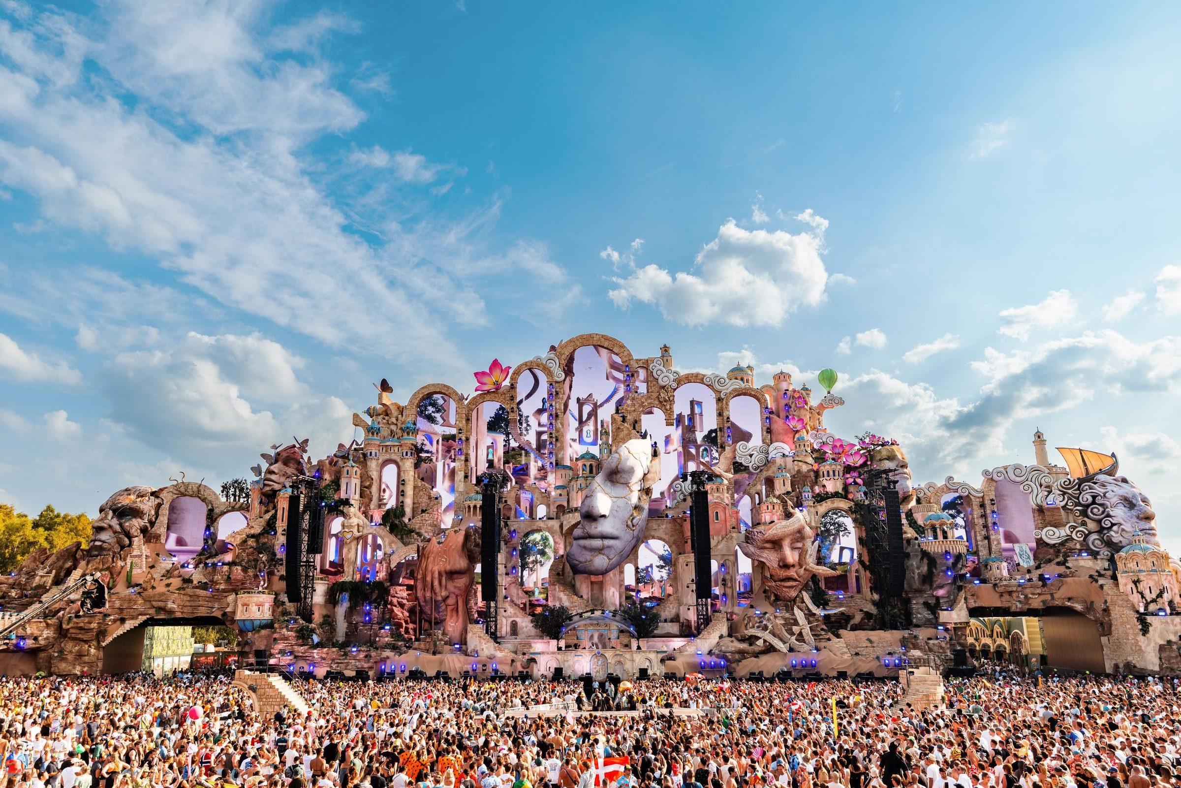 Vista ampla do Mainstage Consciencia, Tomorrowland 2026